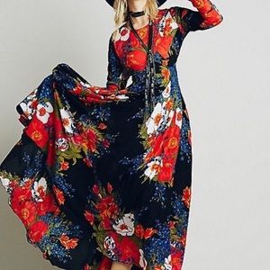 ISO in XS 🔥 Free People “ first kiss” maxi dress